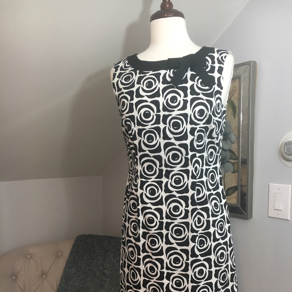 Tahari Black & White Dress! - Picture 6 of 8